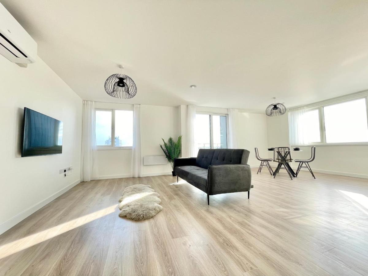 Bayard Plaza Penthouse Apartments By Elegance Living ปีเตอร์โบโรห์ ภายนอก รูปภาพ