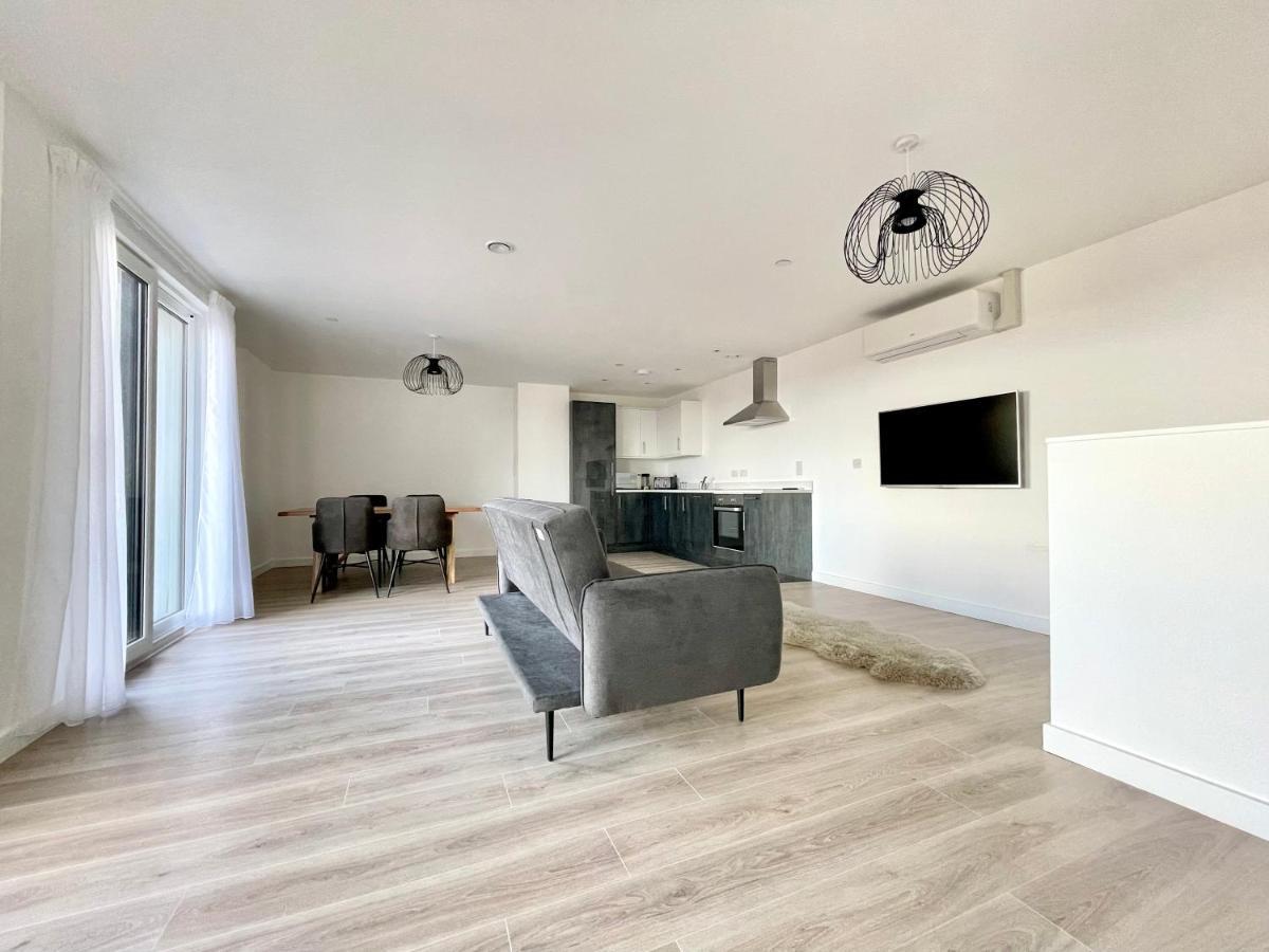 Bayard Plaza Penthouse Apartments By Elegance Living ปีเตอร์โบโรห์ ภายนอก รูปภาพ
